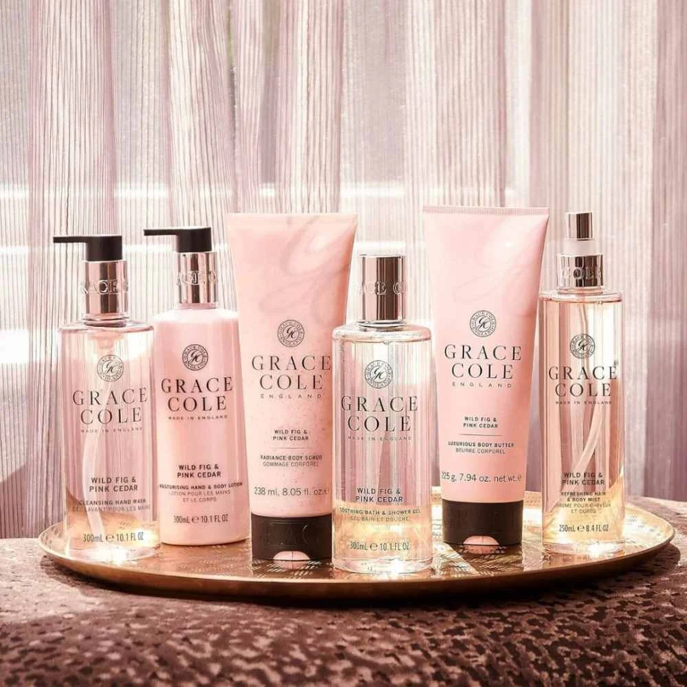 Wild Fig & Pink Cedar Bath & Shower Gel - 300ml - Image 3